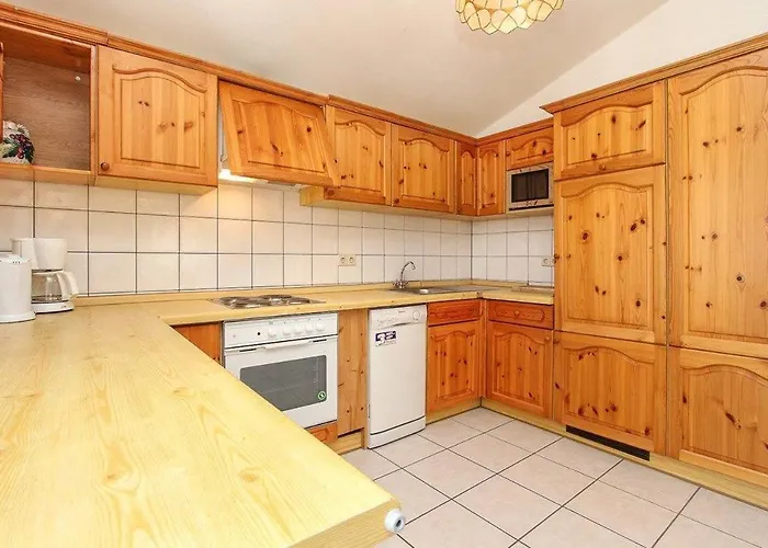 Apartments Zdravko