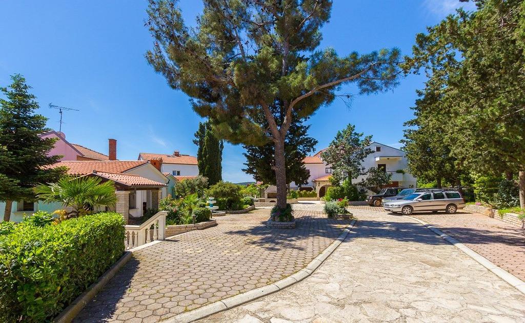 Apartament Zdravko *
